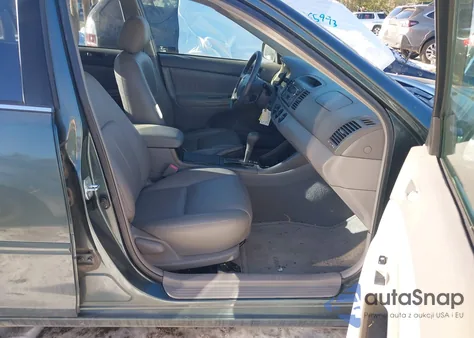 2002 Toyota Camry Le из США, поврежденный, VIN 4T1BE32K42U503810